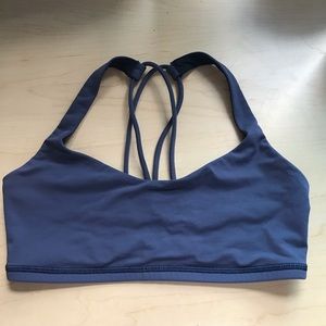 Lululemon Free to be bra!